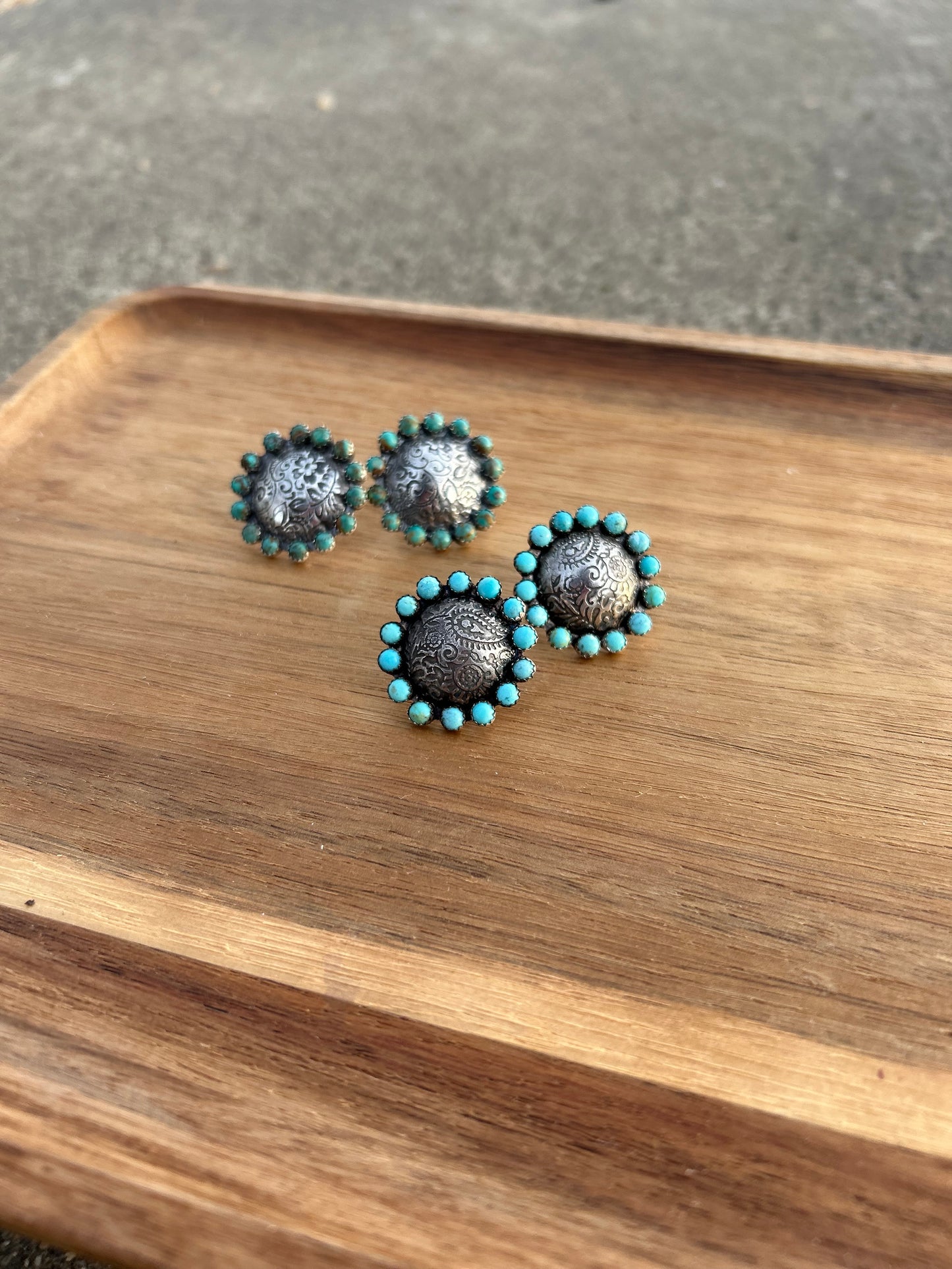 Texture Conch Earrings