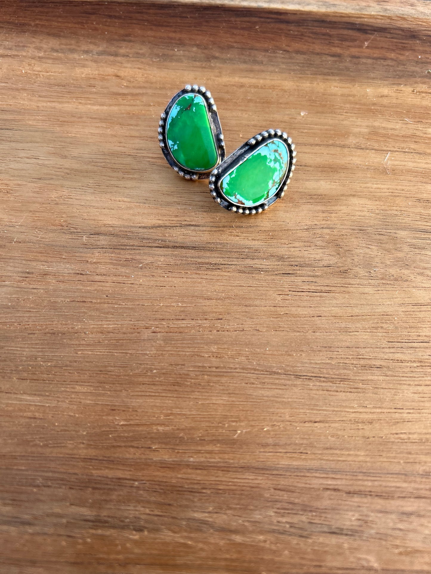 Manhattan Green Studs